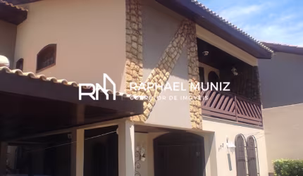 CASA DUPLEX NO JOQUEI CLUB COM 4 QUARTOS 332M²