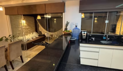 Linda Casa Geminada Mobiliada em Condomínio Fechado - Terra Nova