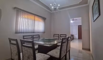 Casa com 3 Quartos e 2 banheiro à Venda, 128 m²- Santo André Sp