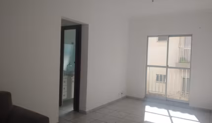 Ap. todo reformado, moveis planejados, pintura nova, banheiro reformado