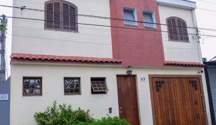 Sobrado com 4 quartos (todos suíte) área gourmet e espaço home ofice.