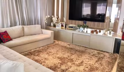 Apartamento de 202 metros quadrados no bairro Anália Franco com 4 quartos
