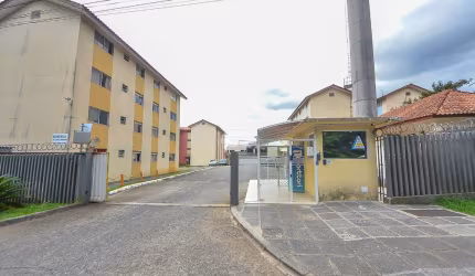 Apartamento 2 quartos 1° andar no Bairro Tatuquara