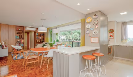 APARTAMENTO NO CABRAL COM 2 SUÍTES E 2 VAGAS  LIVRES