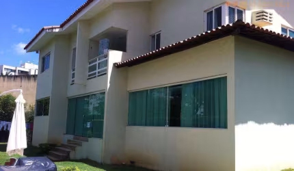 Casa com 5 quartos ( 04 suítes)