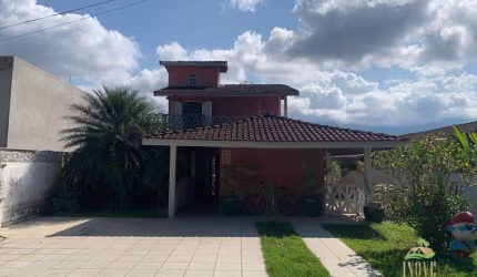 Impressionante casa 4 quartos sendo 2 suítes, 3 salas, 1 banheiro, 4 vagas no condomínio Morada da Praia - Bertioga-SP!