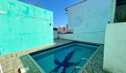 Casa com 4 quartos à venda na Rua Cândido Amaro Damásio, 1839, Jardim Cidade de Florianópolis, São José por R$ 695.000
