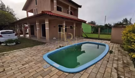 Casa a poucos metros do mar!