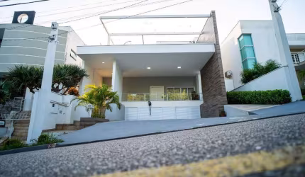 Casa à venda, 3 quartos, 3 suítes, 4 vagas, Itapeva - Votorantim/SP