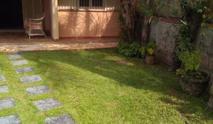 Casa terreno inteiro