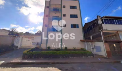 Cobertura Aconchegante no bairro São José: Com 3 Dormitórios, sendo um suíte, Churrasqueira e 2 Vagas