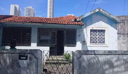 Casa para Venda em Recife, Casa Amarela, 4 dormitórios, 3 suítes, 5 vagas