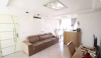 Cobertura à venda com 3 quartos na Vila Amélia.