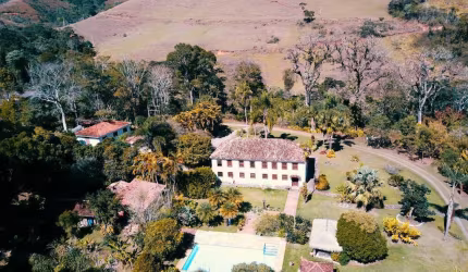 Fazenda para Venda em Teresópolis, Ponte Nova, 8 dormitórios, 2 suítes, 5 banheiros