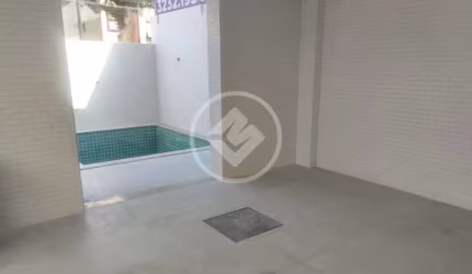 Casa sobreposta com piscina NOVA! codigo: 59287