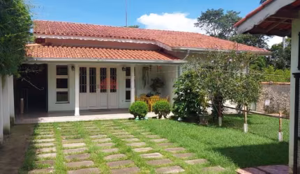 Casa para Venda em Serra Negra, Bairro das Posses, 3 dormitórios, 2 banheiros, 1 vaga