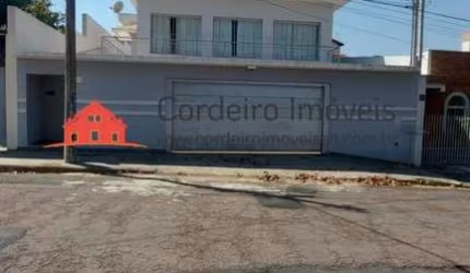Casa para Venda em Amparo, Jardim Itália, 3 dormitórios, 1 suíte, 3 banheiros