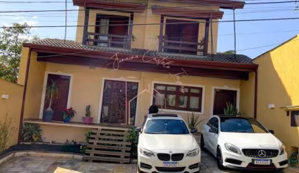 Casa em condomínio fechado com 3 quartos à venda na Vila Pedroso, Arujázinho IV, Arujá, 250 m2 por R$ 1.900.000