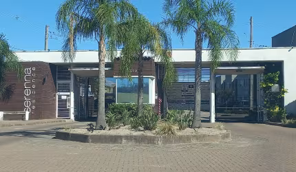 CASA À VENDA COND. SERENNA