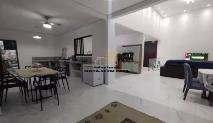 Casa 03 Quartos para Venda, localizado em Jardim Martinelli, Penedo RJ