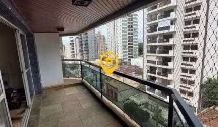 Apto no centro 143 m²