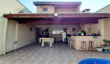 Casa com 3 dormitórios à venda, 140 m² por R$ 650.000,00 - Jardim San Marino - Santa Bárbara D'Oest