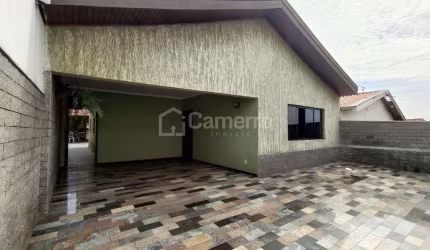 Casa com 3 dormitórios para alugar, 169 m² por R$ 2.500/mês - Jardim Brasil - Americana/SP