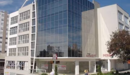 Sala comercial à venda na Rua Luiz Antunes, 717, Panazzolo, Caxias do Sul por R$ 265.000