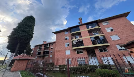 Apartamento com 2 quartos para alugar na Avenida Ruben Bento Alves, 2146, Interlagos, Caxias do Sul por R$ 1.400
