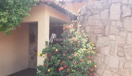 Casa com 3 quartos à venda no Centro, Artur Nogueira , 284 m2 por R$ 1.280.000