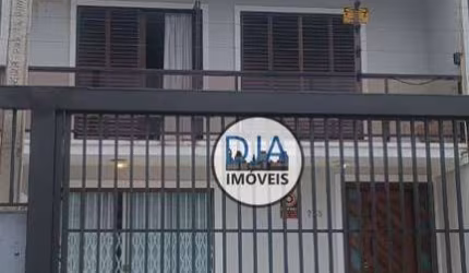 Sobrado com 3 dormitórios à venda, 53 m² por R$ 750.000,00 - Boa Vista - Curitiba/PR