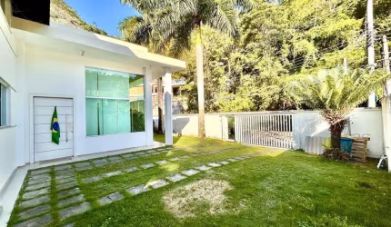 Casa à venda em Rio de Janeiro, Jacarepaguá, com 4 quartos, com 277 m², Eldorado