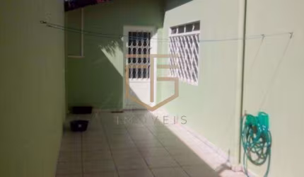 Casa à venda em Campinas, Parque Residencial Carvalho de Moura, com 3 quartos, com 115 m²