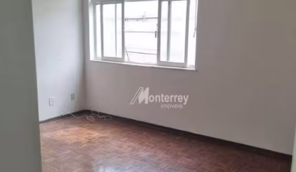 Apartamento com 2 dormitórios para alugar, 72 m² por R$ 1.284,33/mês - Centro - Juiz de Fora/MG