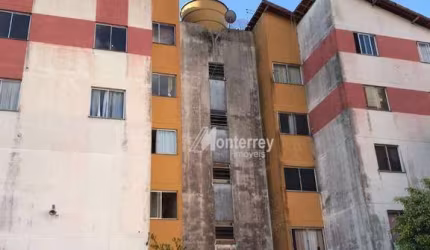 Apartamento com 2 dormitórios para alugar, 55 m² por R$ 720,00/mês - Retiro - Juiz de Fora/MG