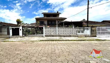 Sobrado Residencial C/03 Pisos+02 Aptos+Terreno C/Area de 397 m2 No Bairro Aventureiro!