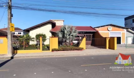 Residencia em Alvenaria C/Laje+Moveis Planejados+Area C/Churrasqueira+Piscina Completa e Terreno C/450m2 No Bairro Aventureiro!