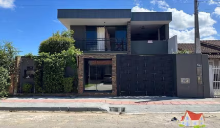 Sobrado Residencial em Alvenaria/Container C/Aprox.220 m2 +Terreno C/212 m2 No Bairro Cubatao!