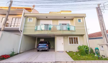 Casa em condominio á venda no xaxim com ático