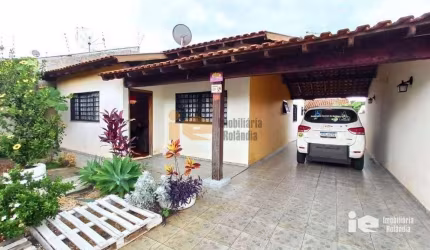 Casa com 3 dormitórios à venda, 165 m² por R$ 350.000,00 - Jardim Caviuna - Rolândia/PR