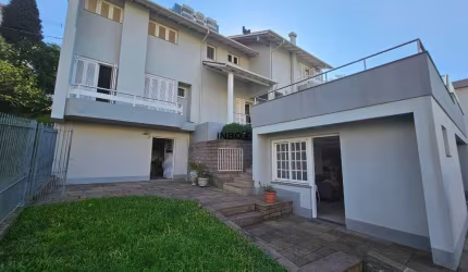 Casa com 3 quartos à venda na Ivone T Michelon, 146, Borgo, Bento Gonçalves, 230 m2 por R$ 1.400.000