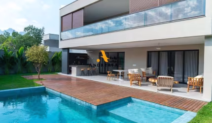 Casa em condomínio fechado com 4 quartos à venda na Avenida Senador Danton Jobim, 74, Barra da Tijuca, Rio de Janeiro por R$ 6.890.000