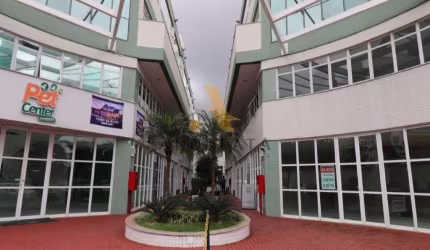 Sala comercial com 5 salas à venda na Estrada dos Bandeirantes, 7000, Jacarepaguá, Rio de Janeiro por R$ 695.000