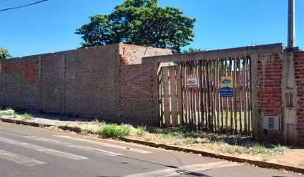Terreno Padrão em Jaú