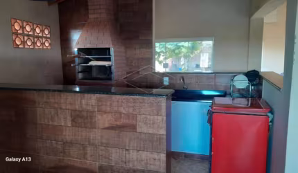 Casa com ótima localização