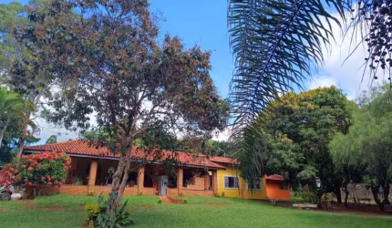 Linda chácara, 5000m² de muita paz!!!