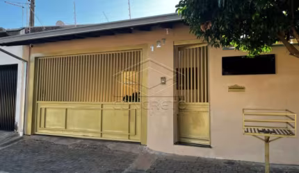 Excelente residência com 03 dormitórios - Santa Edwiges