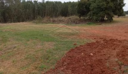 TERRENO NO CENTRO DE AGUDOS