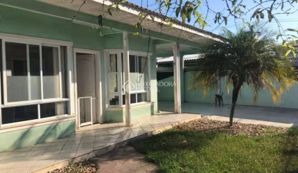 Casa com 3 quartos à venda na Rua Joaquim Fernandez de Oliveira, 32, Abraão, Florianópolis, 150 m2 por R$ 2.650.000