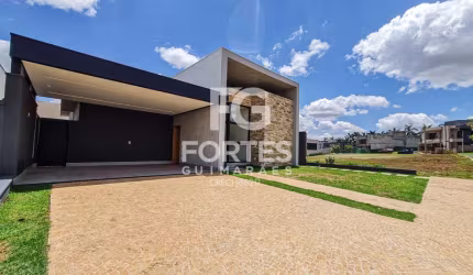Casa Em Condomínio, 03 Quartos Sendo 03 Suítes, 364 m² de Terreno, Residencial Alto do Castelo